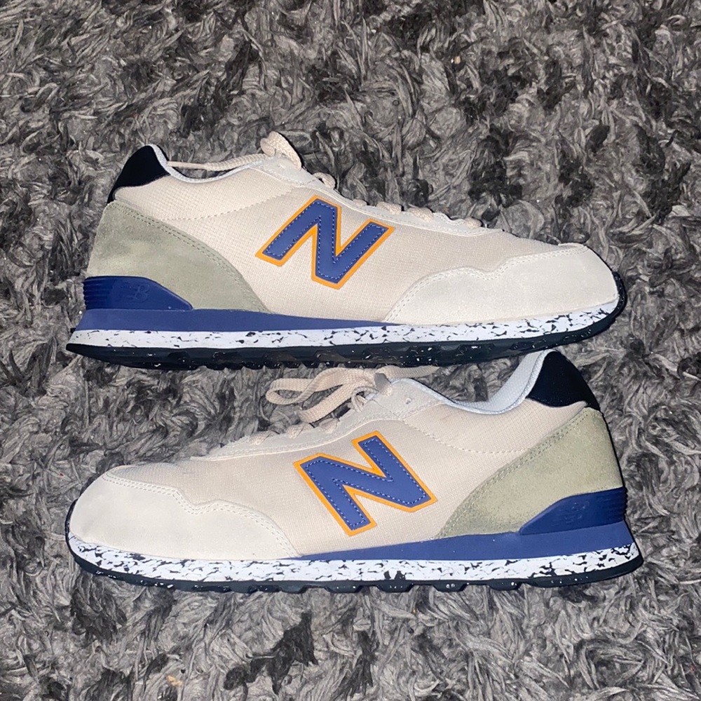 New balance shoes